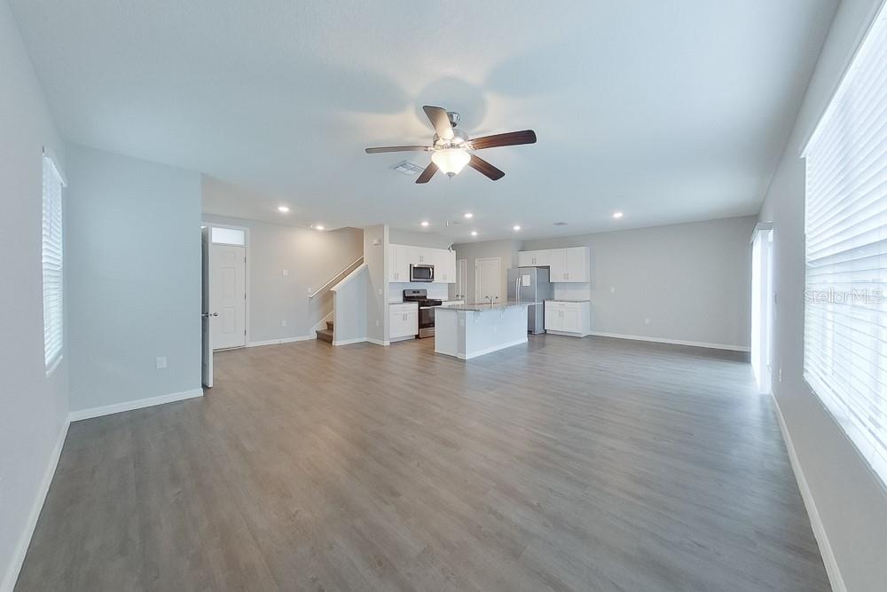 LAKE GRIFFIN RESERVE - Residential Lease