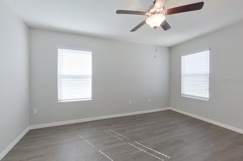LAKE GRIFFIN RESERVE - Residential Lease