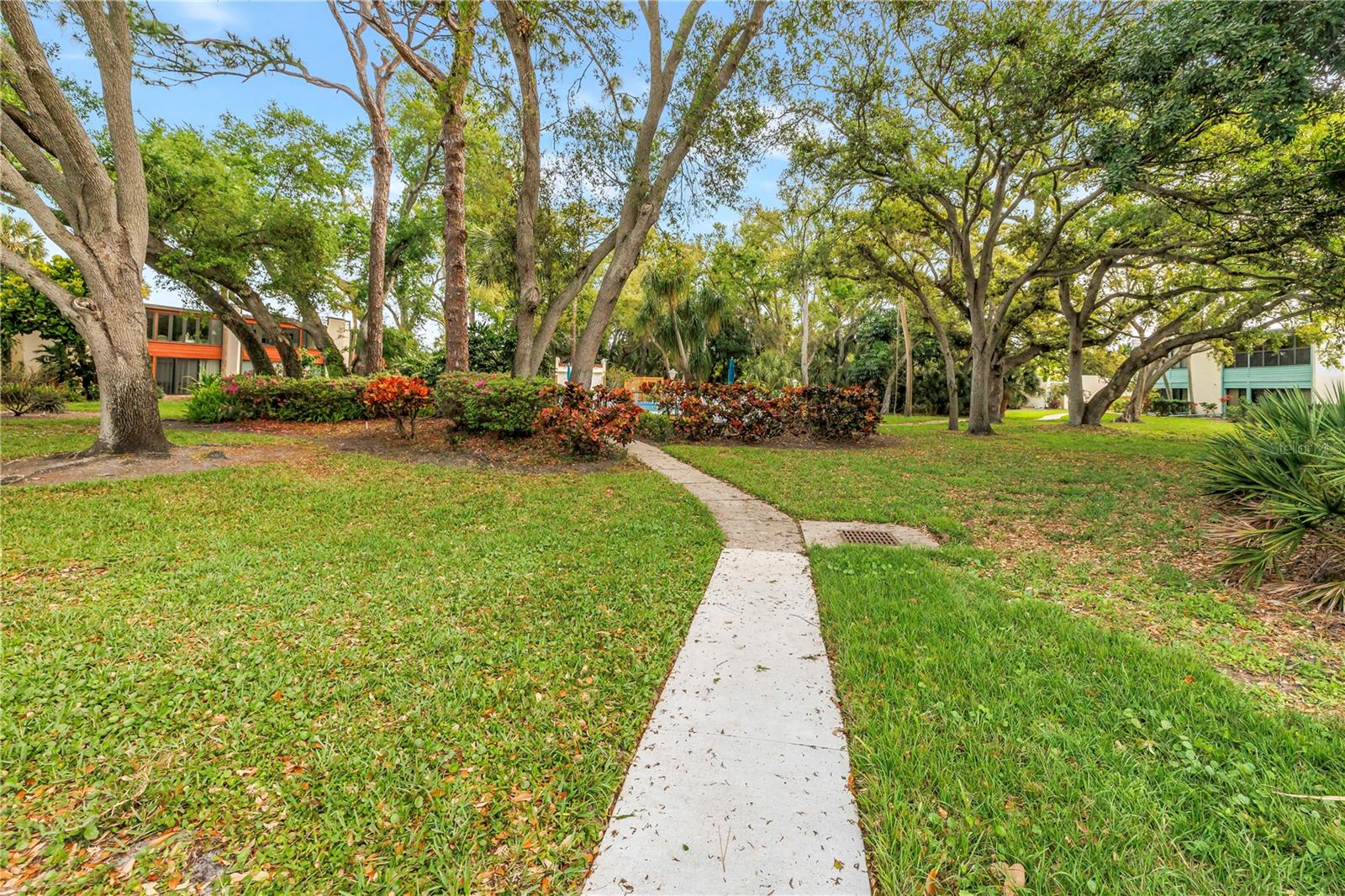 SPRING LAKES V - Residential