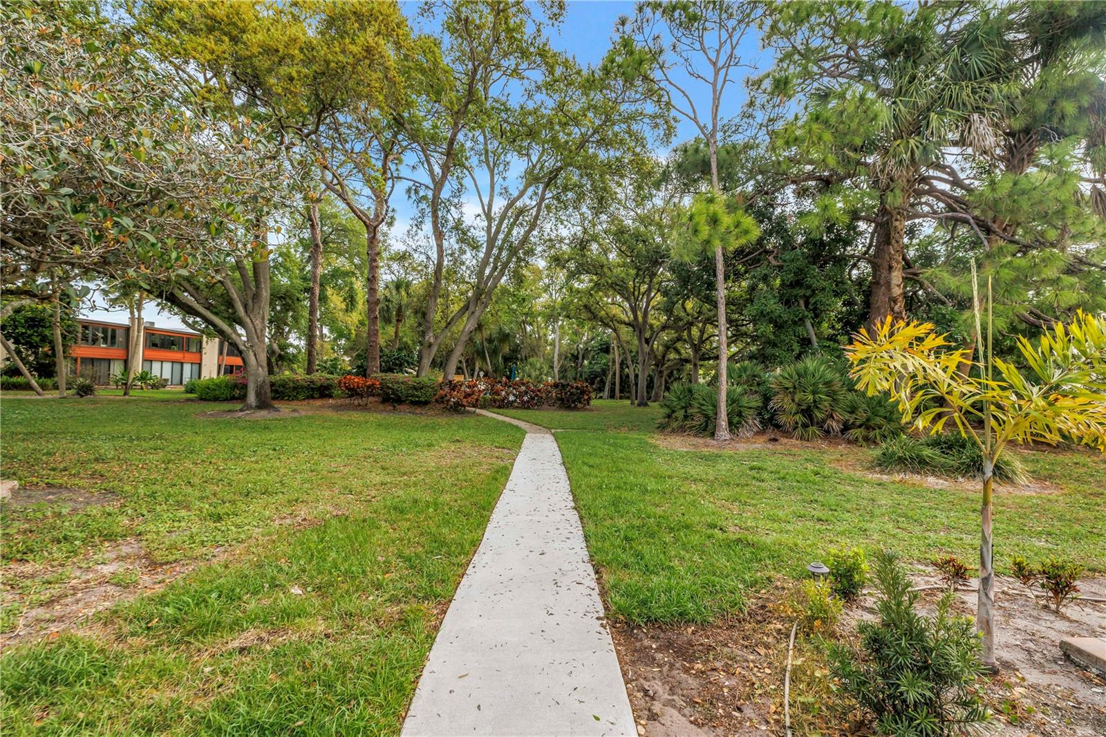 SPRING LAKES V - Residential