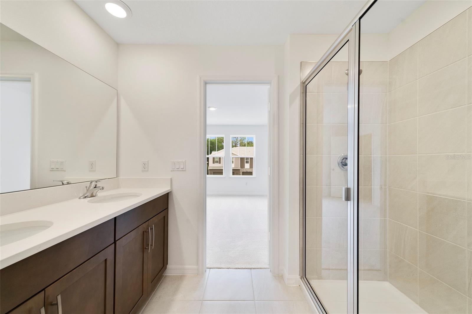 TOWNS AT GREENLEAF - Residential