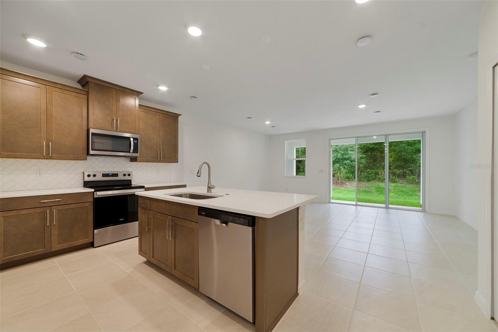 TOWNS AT GREENLEAF - Residential