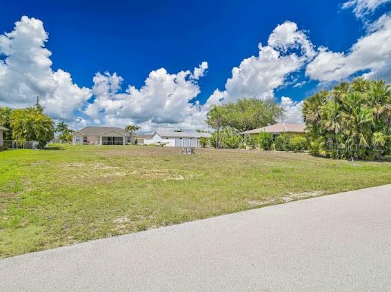CAPE CORAL - Land