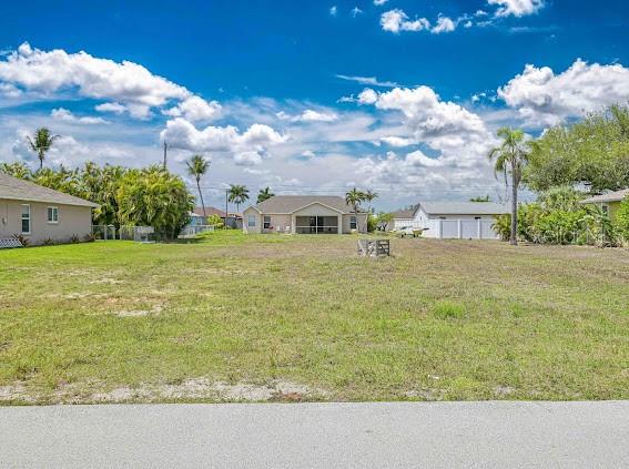 CAPE CORAL - Land