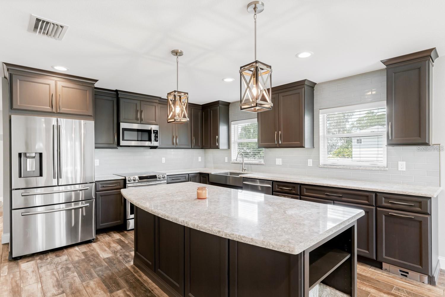 SHORE ACRES OVERLOOK SEC - Residential Lease