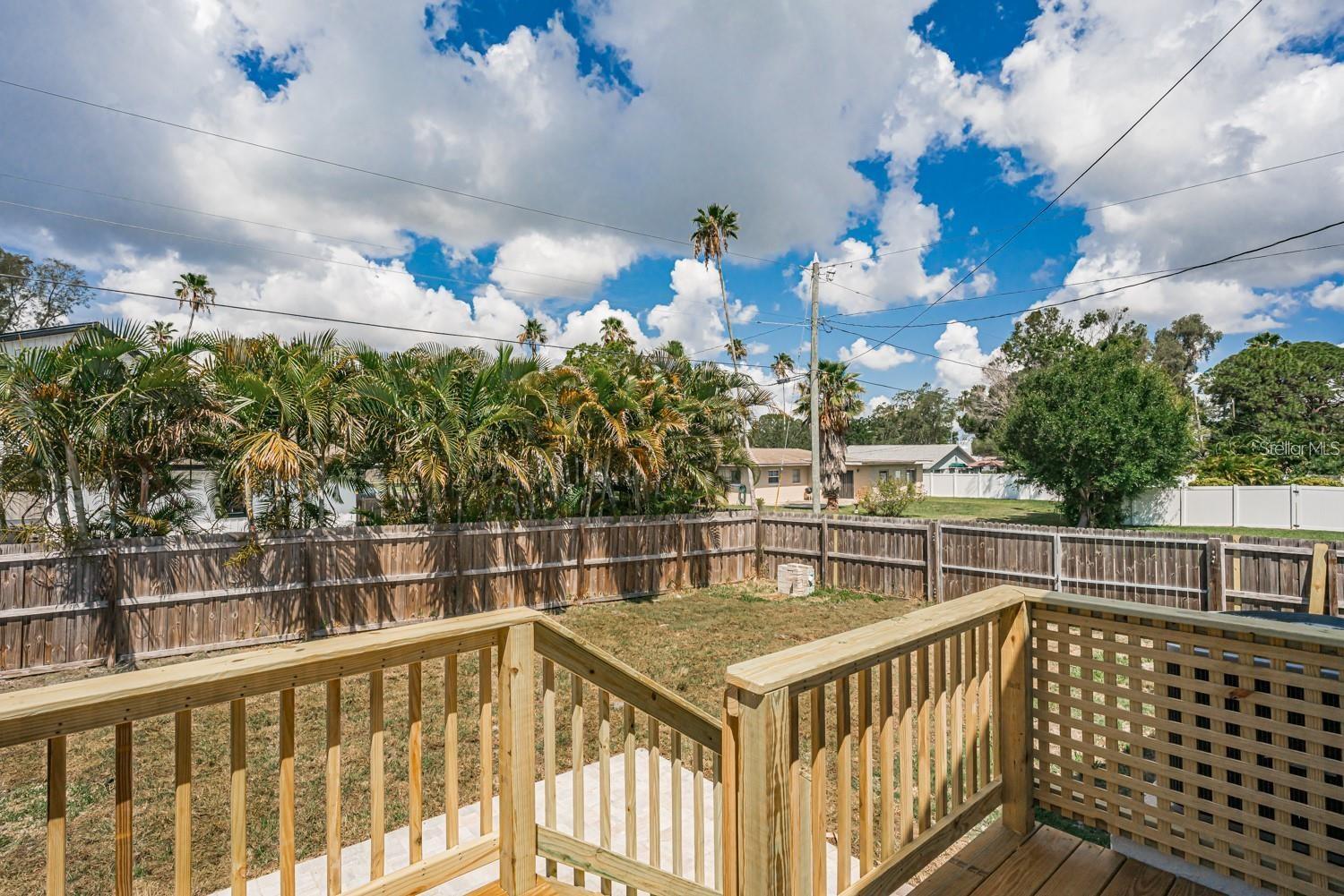 SHORE ACRES OVERLOOK SEC - Residential Lease