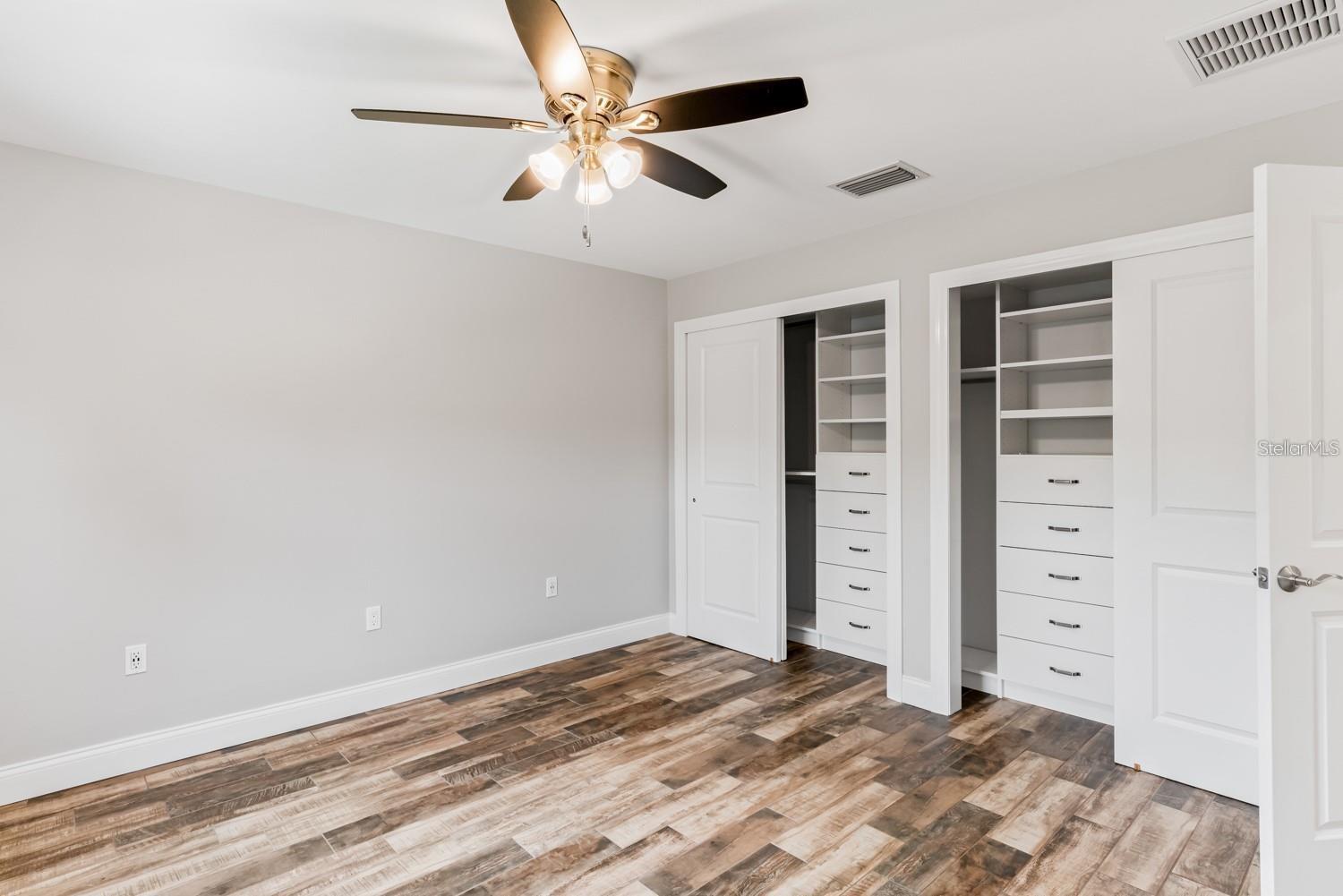 SHORE ACRES OVERLOOK SEC - Residential Lease