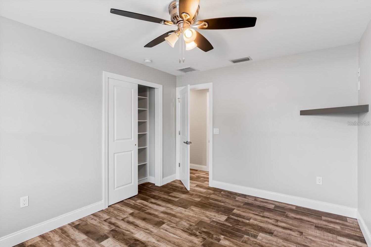SHORE ACRES OVERLOOK SEC - Residential Lease