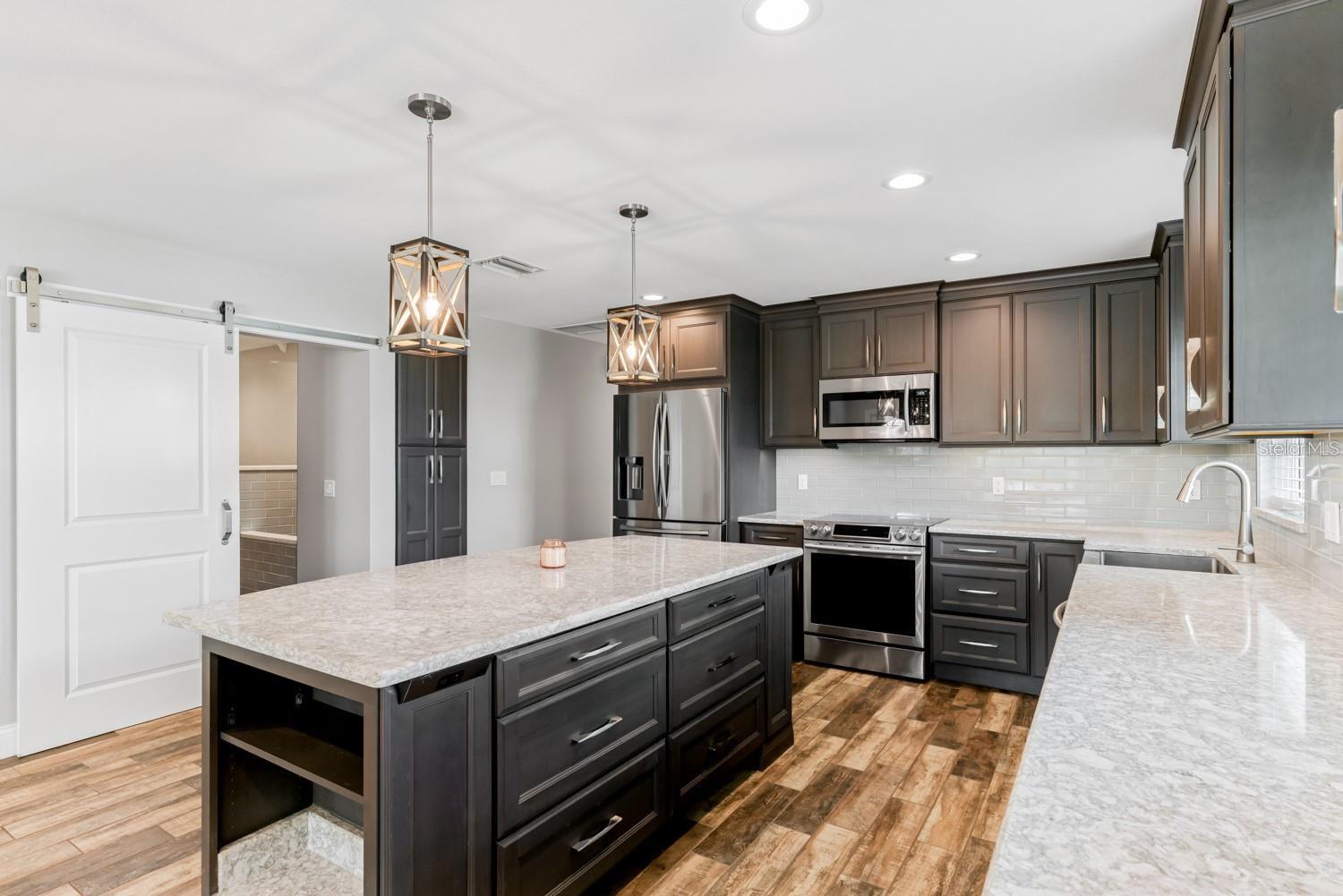 SHORE ACRES OVERLOOK SEC - Residential Lease