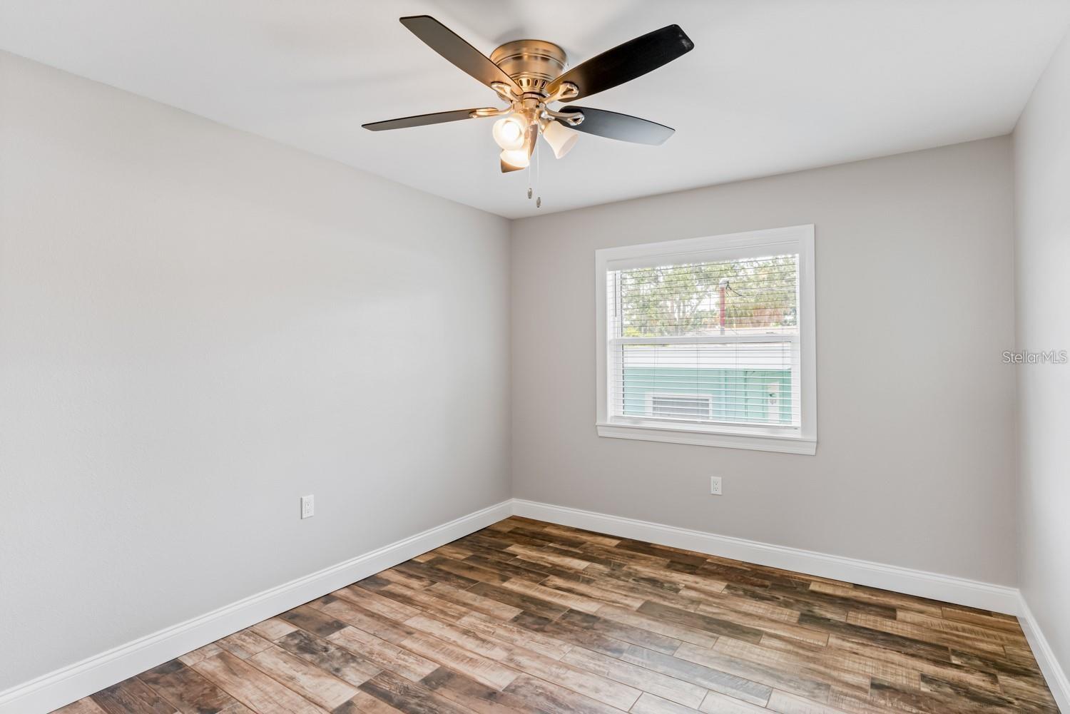 SHORE ACRES OVERLOOK SEC - Residential Lease
