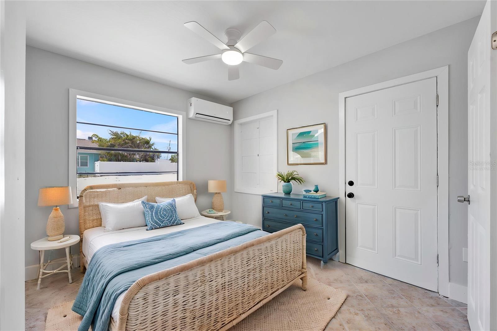 WAVE RESORT CONDO THE - Residential