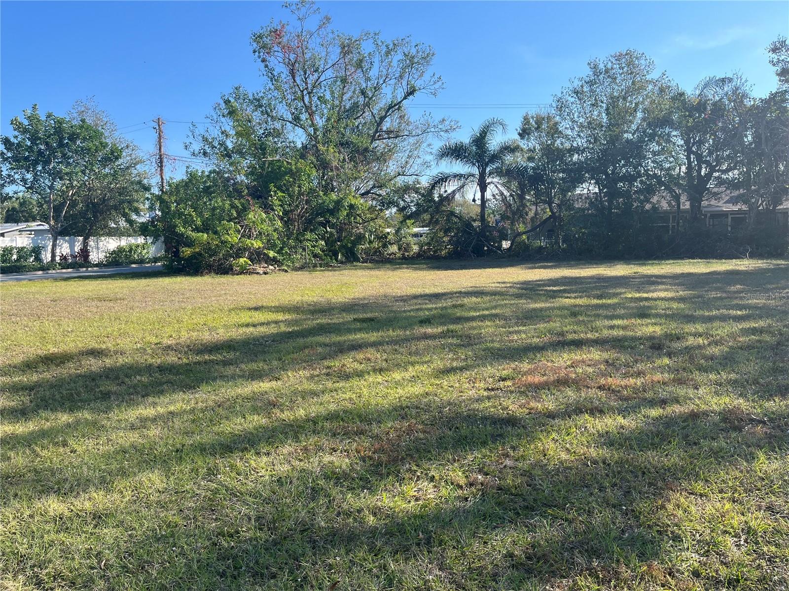 RINGLING PARK - Land