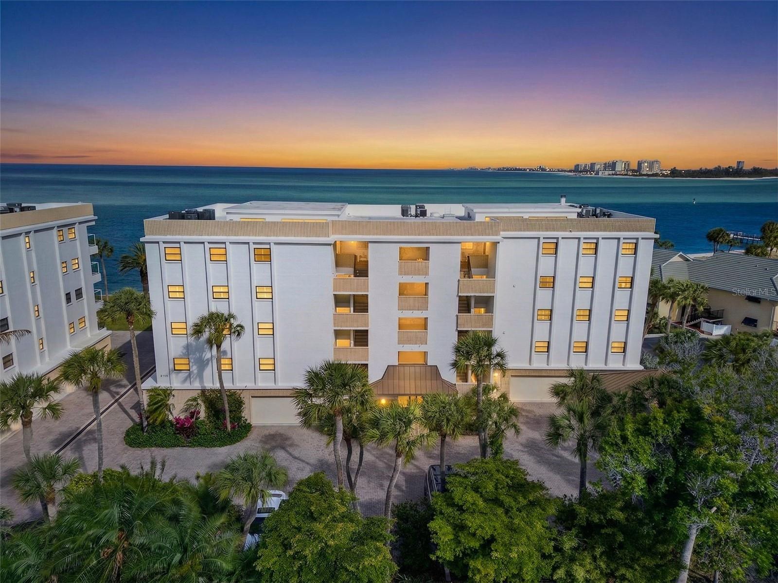 WINDWARD PASSAGE - Residential