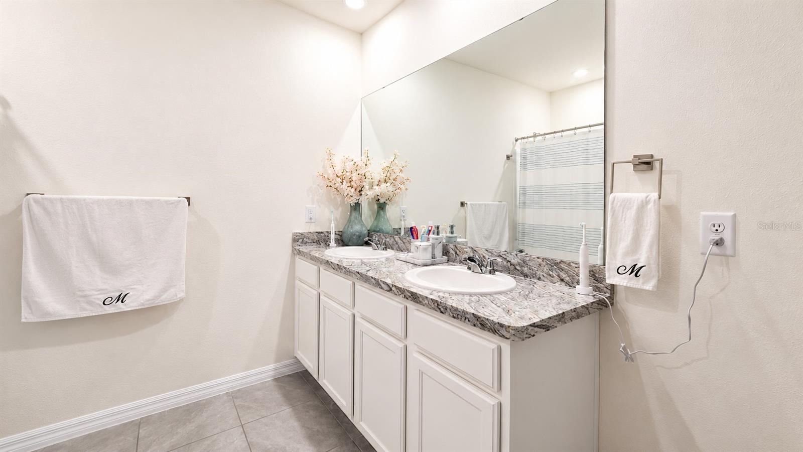 AUBURN GROVE PH I - Residential