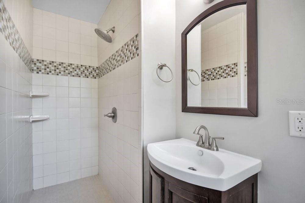 WILLIAMS GROVE - Residential
