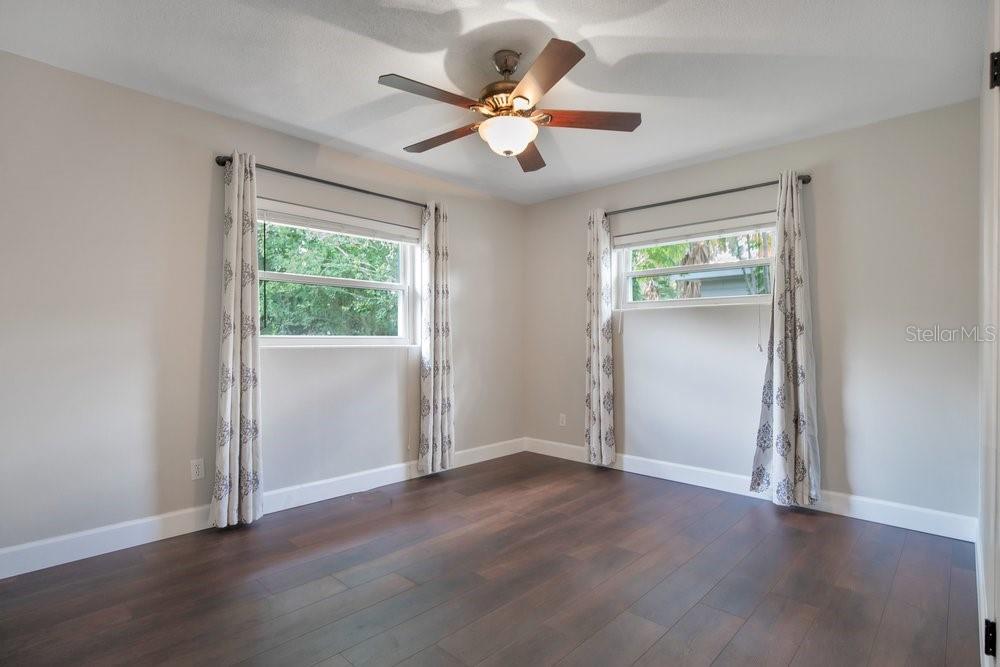 WILLIAMS GROVE - Residential