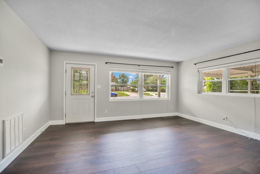WILLIAMS GROVE - Residential