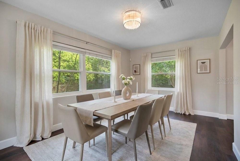 WILLIAMS GROVE - Residential