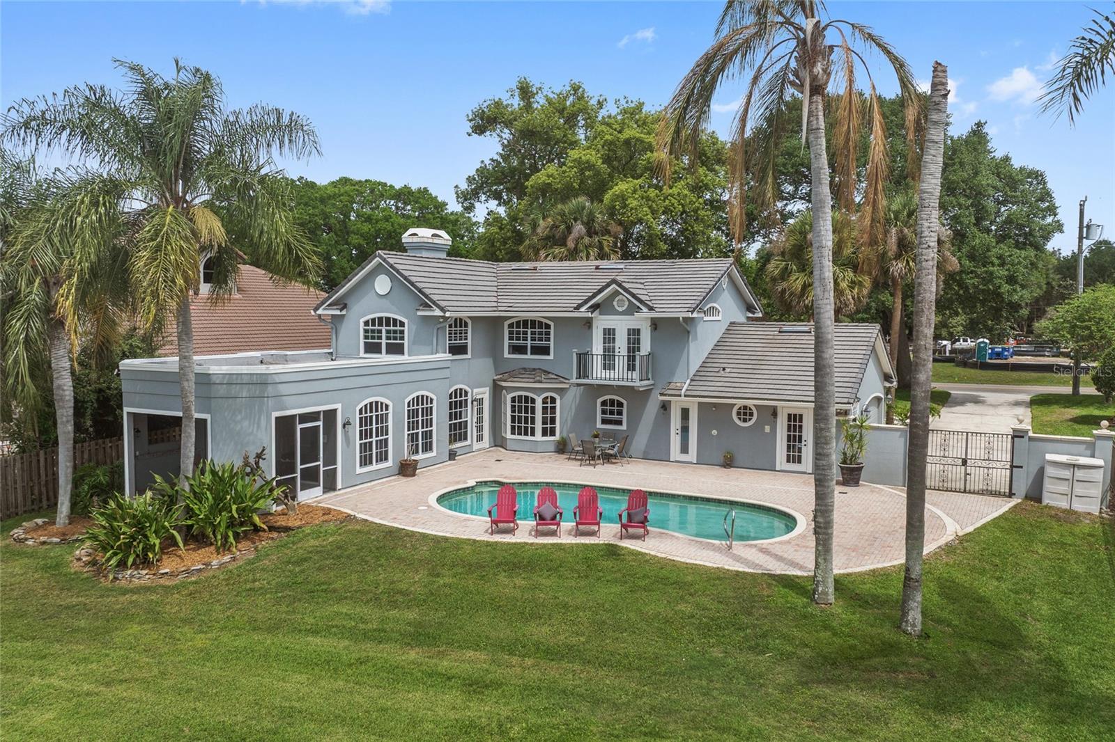 LAKE DOWN SHORES - Residential