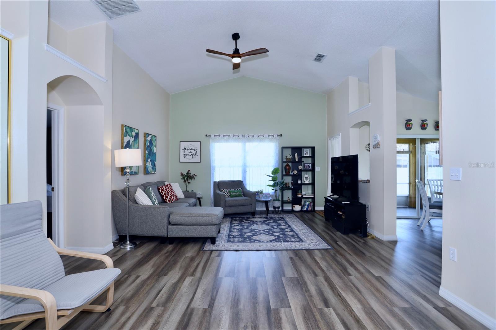 REMINGTON POINTE - Residential