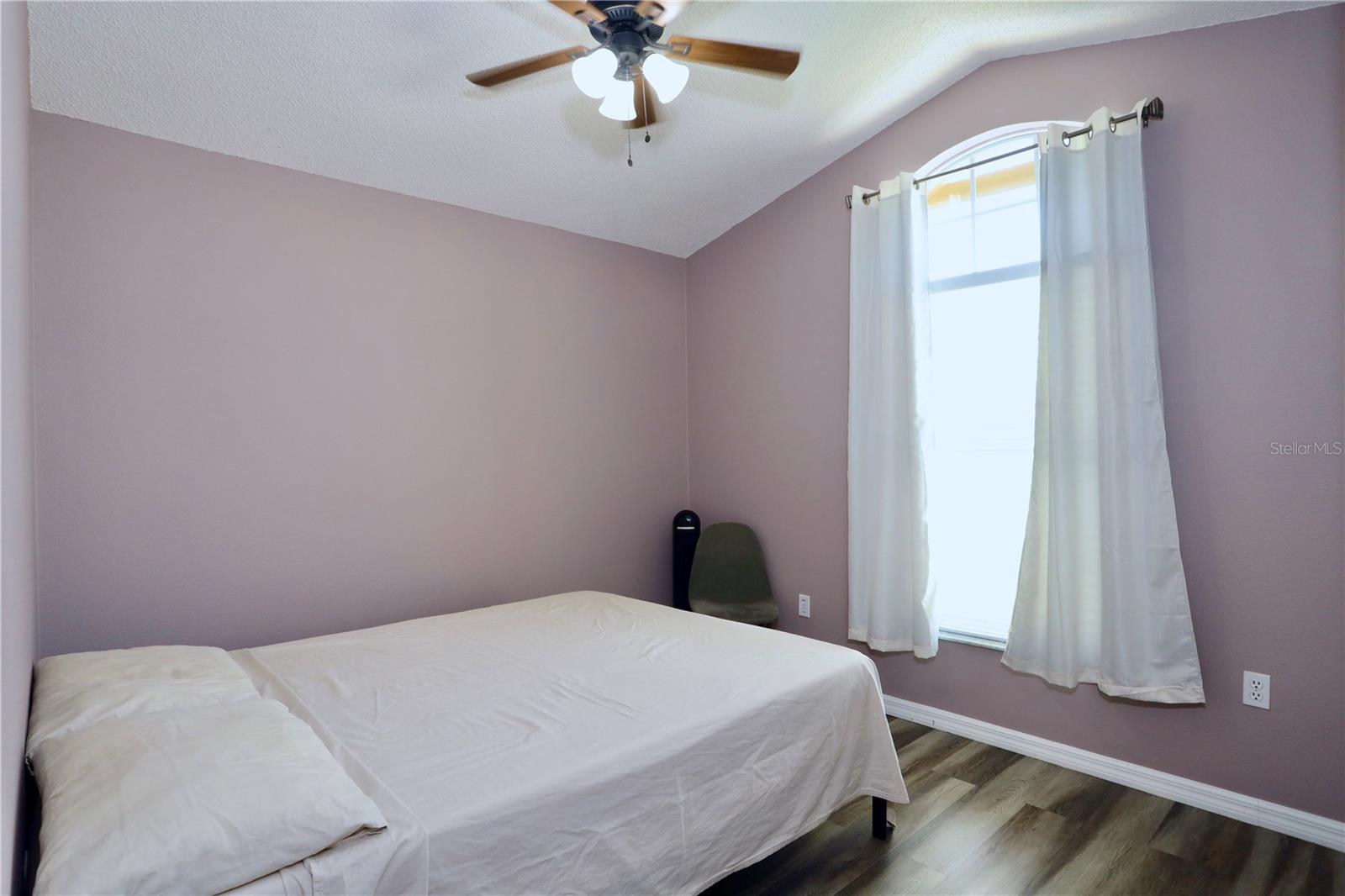 REMINGTON POINTE - Residential
