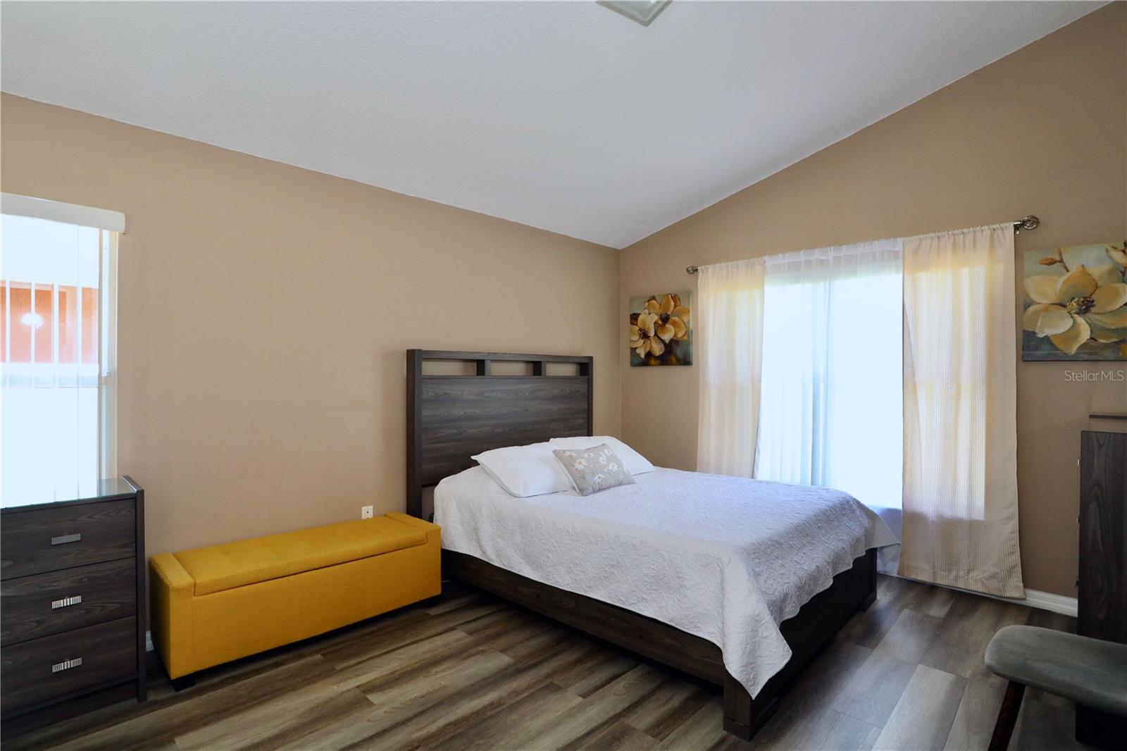 REMINGTON POINTE - Residential