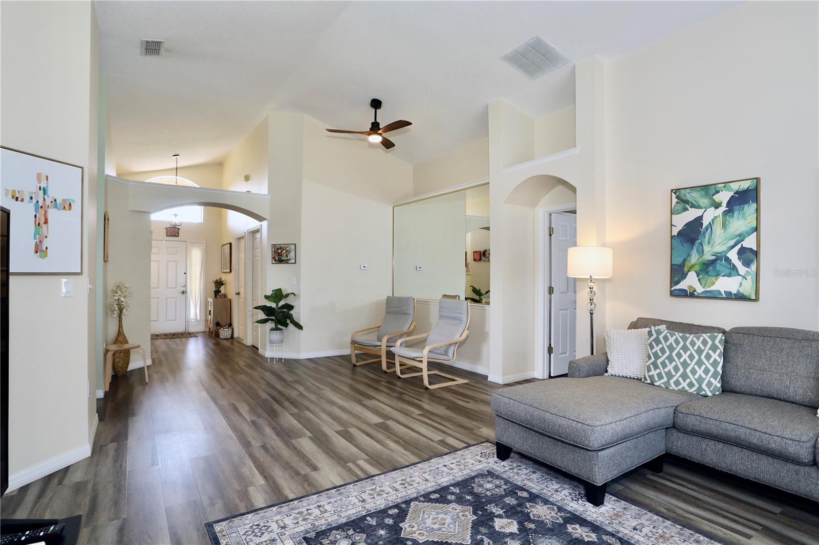REMINGTON POINTE - Residential