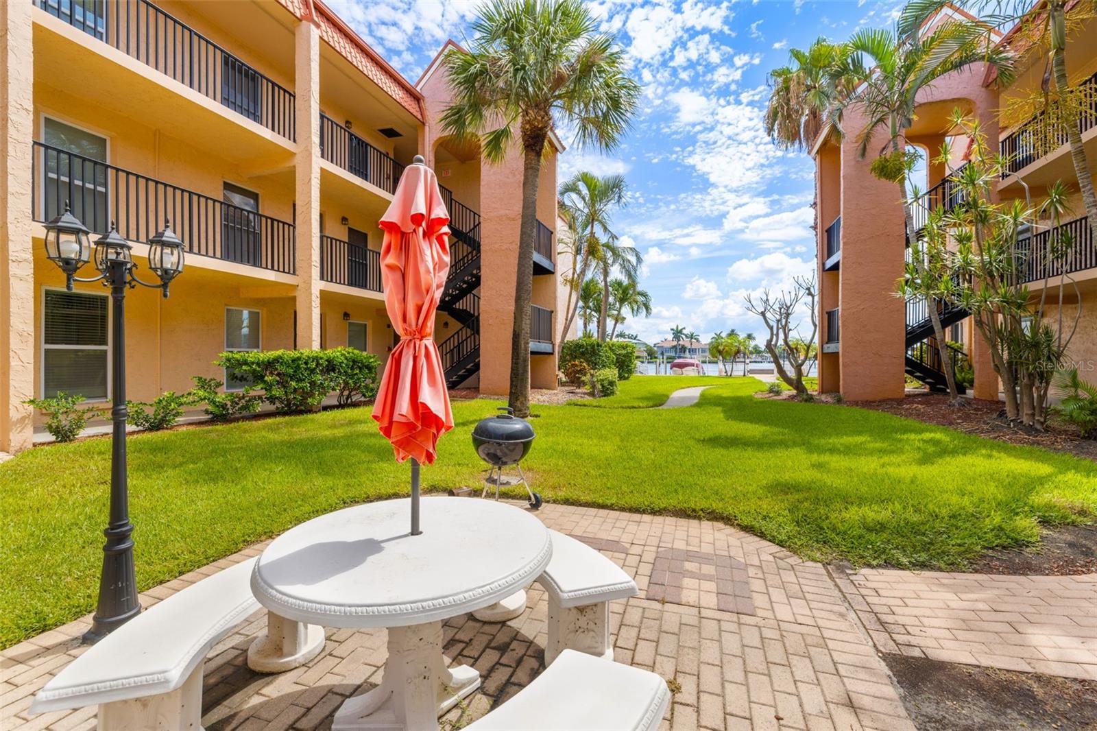 BOCA SHORES CONDO - Residential Lease