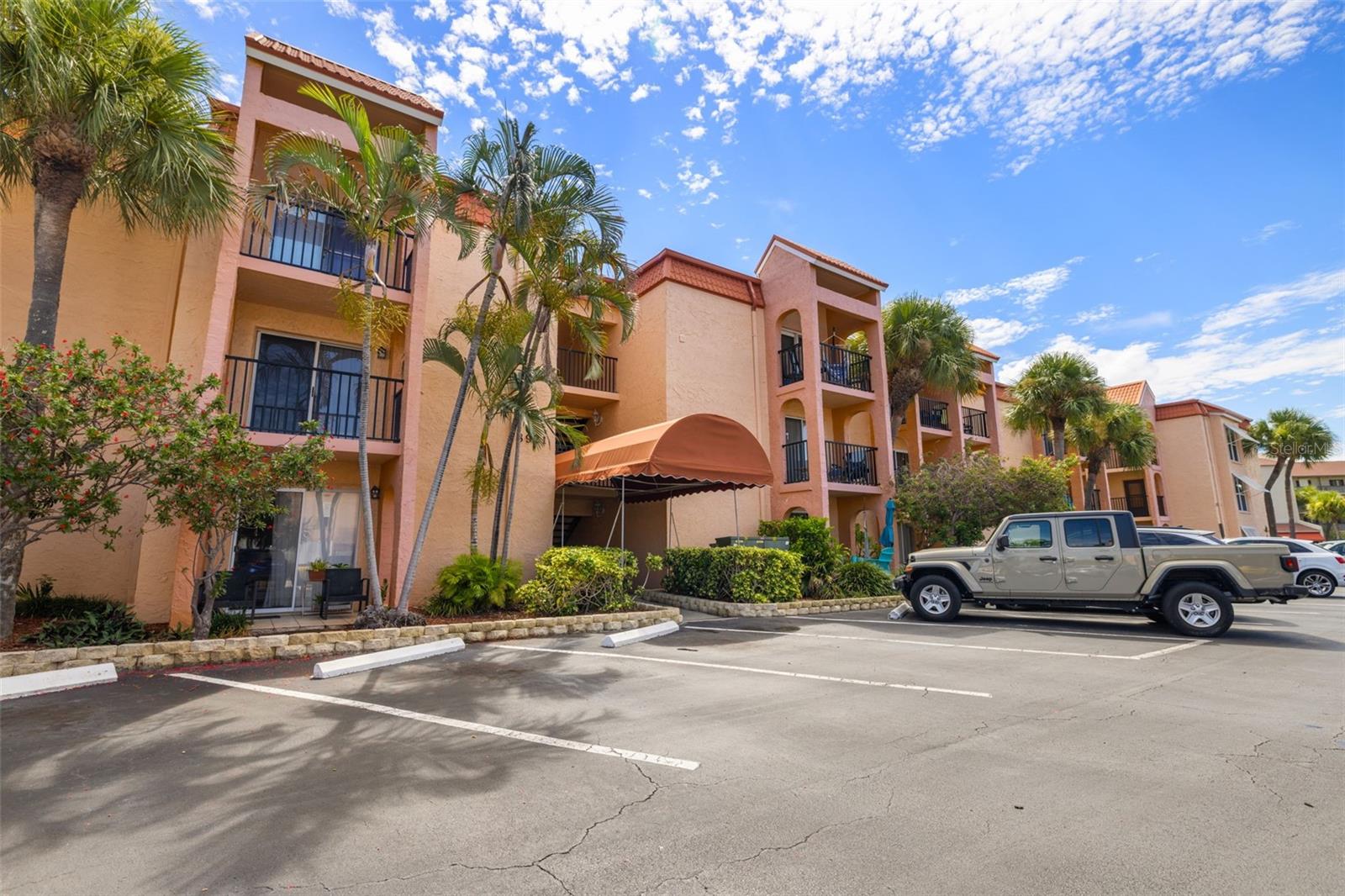 BOCA SHORES CONDO - Residential Lease