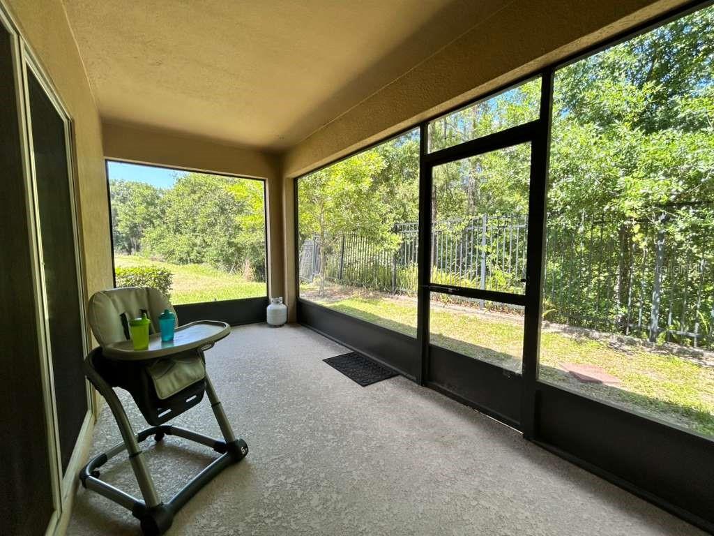 LAKE BLUFF/TOWN CENTER EAST PH - Residential Lease