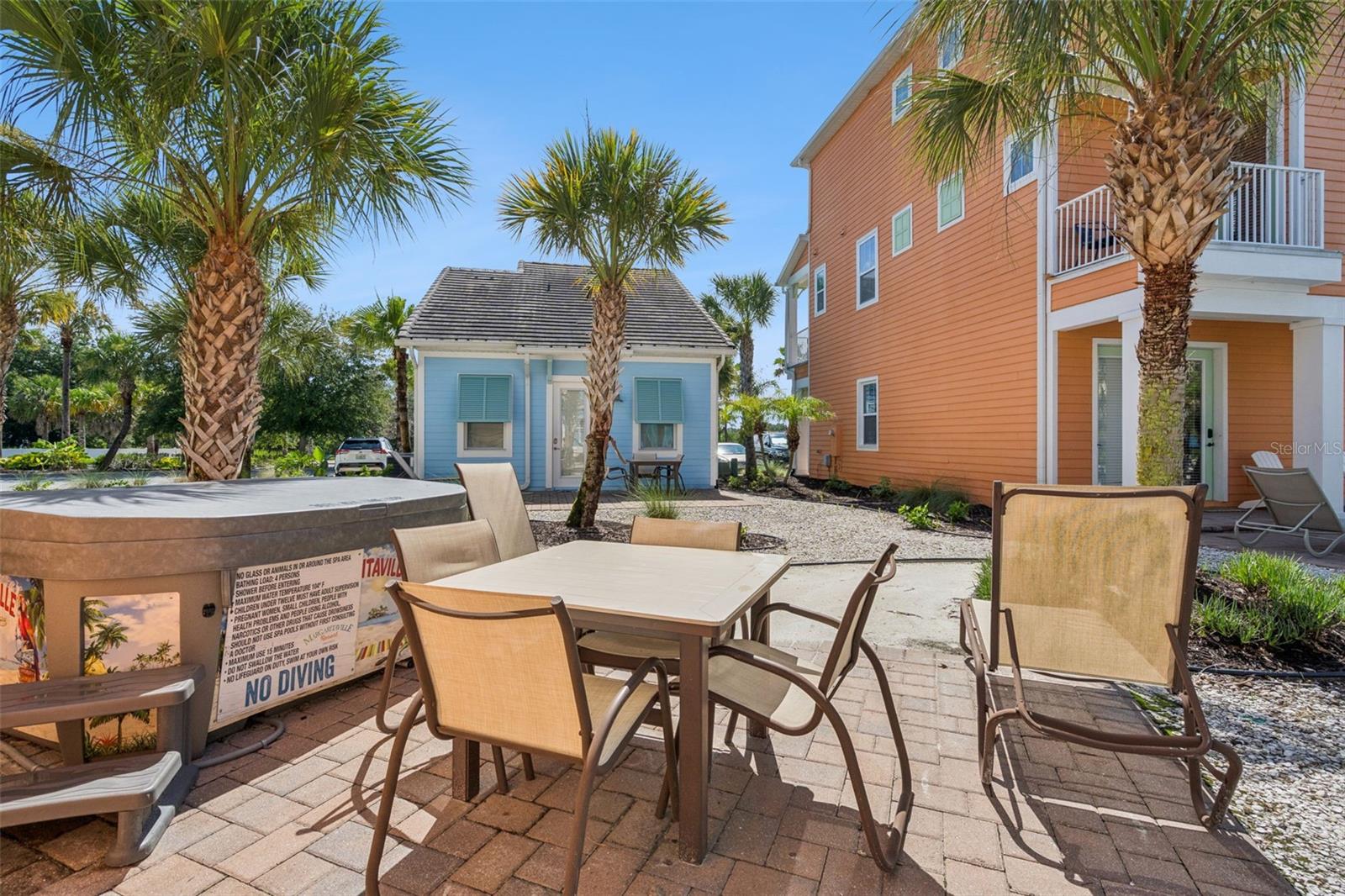 MARGARITAVILLE, ROLLING OAKS - Residential