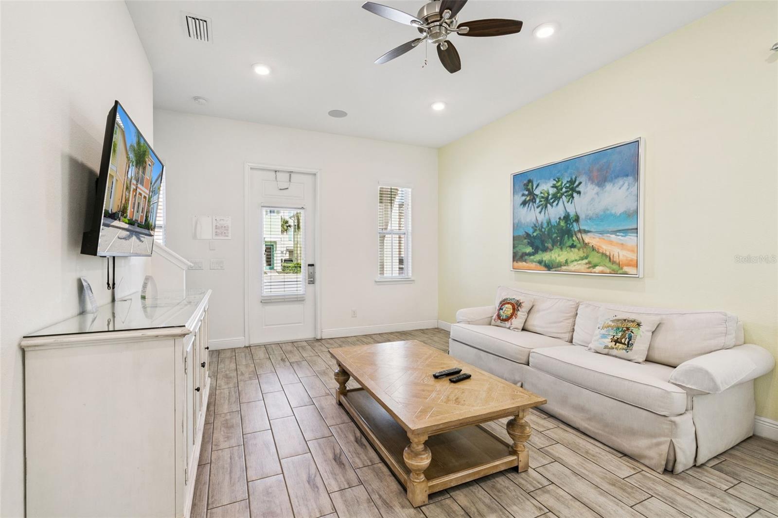 MARGARITAVILLE, ROLLING OAKS - Residential