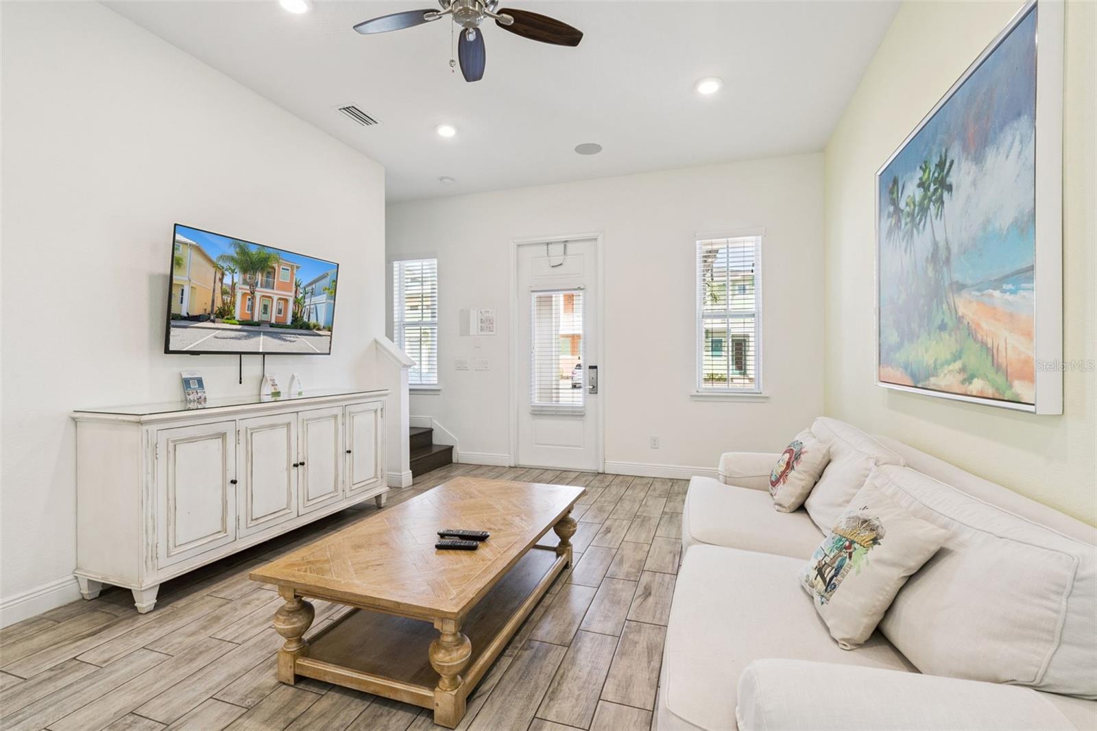 MARGARITAVILLE, ROLLING OAKS - Residential