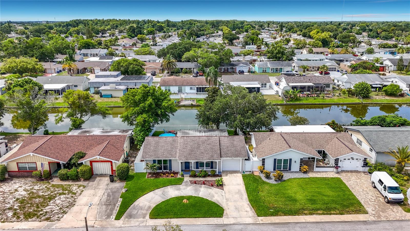 BEACON SQUARE - Residential