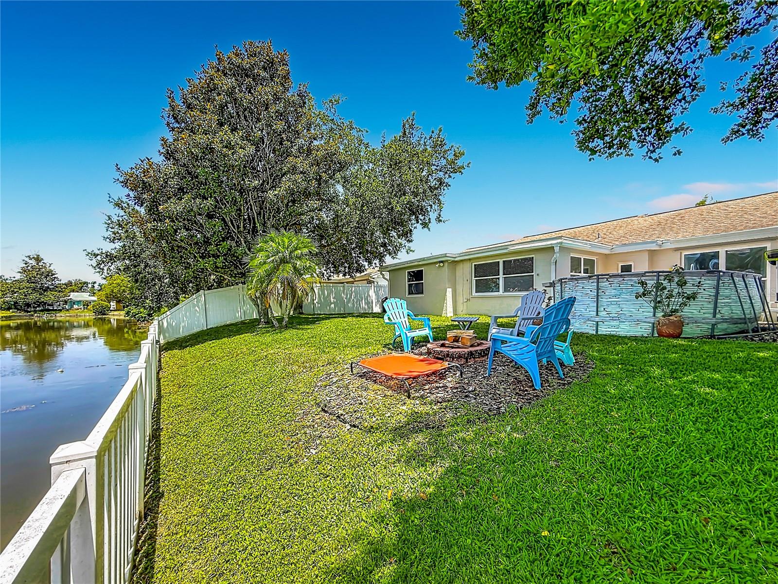 BEACON SQUARE - Residential