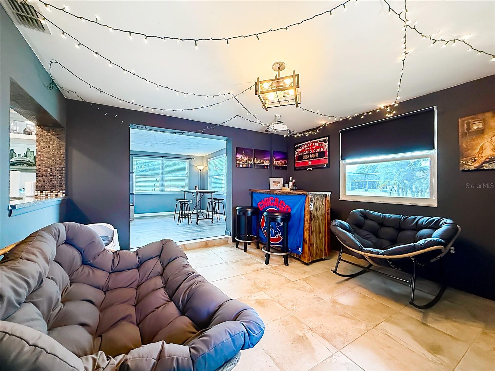 BEACON SQUARE - Residential