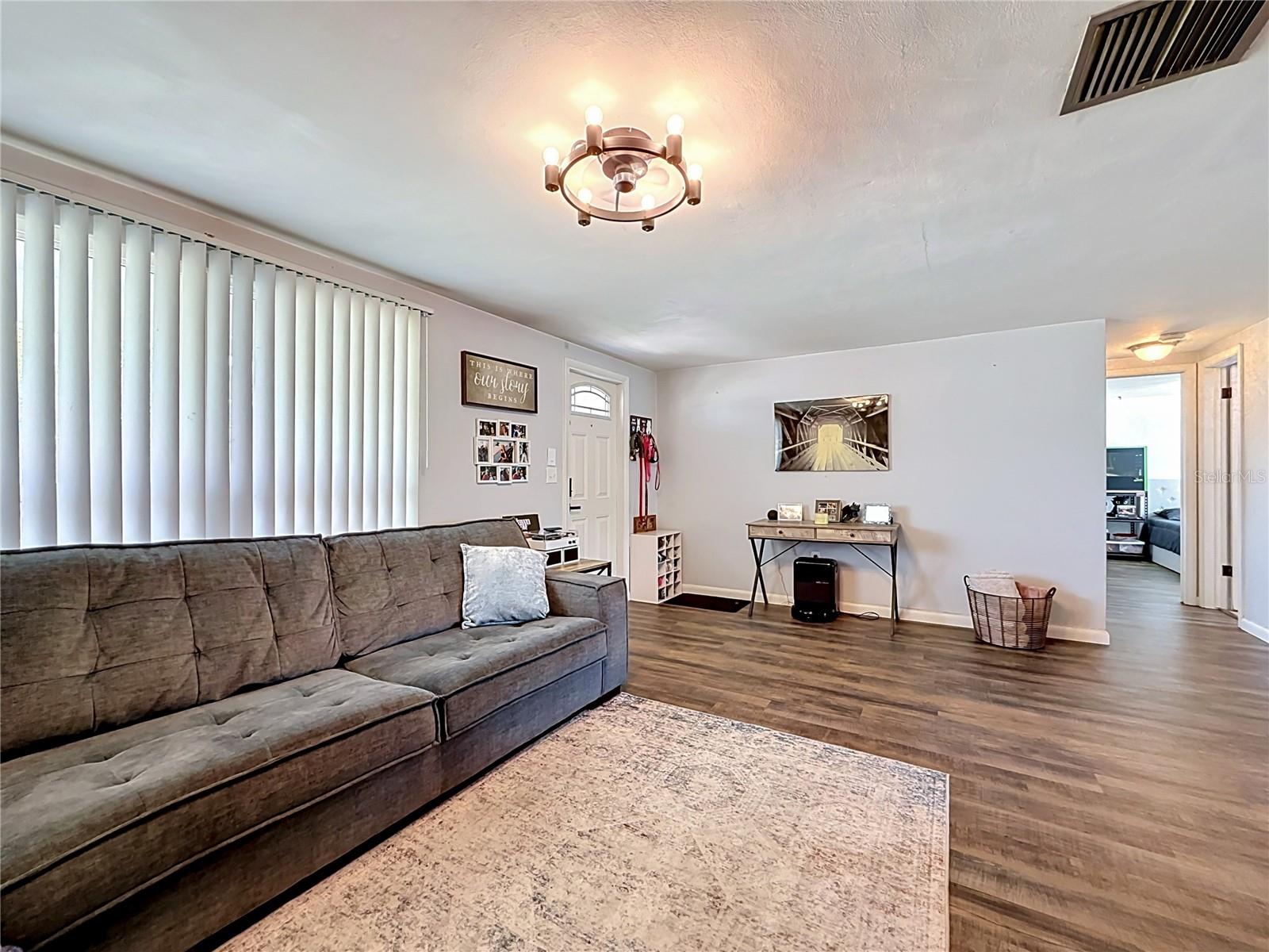 BEACON SQUARE - Residential