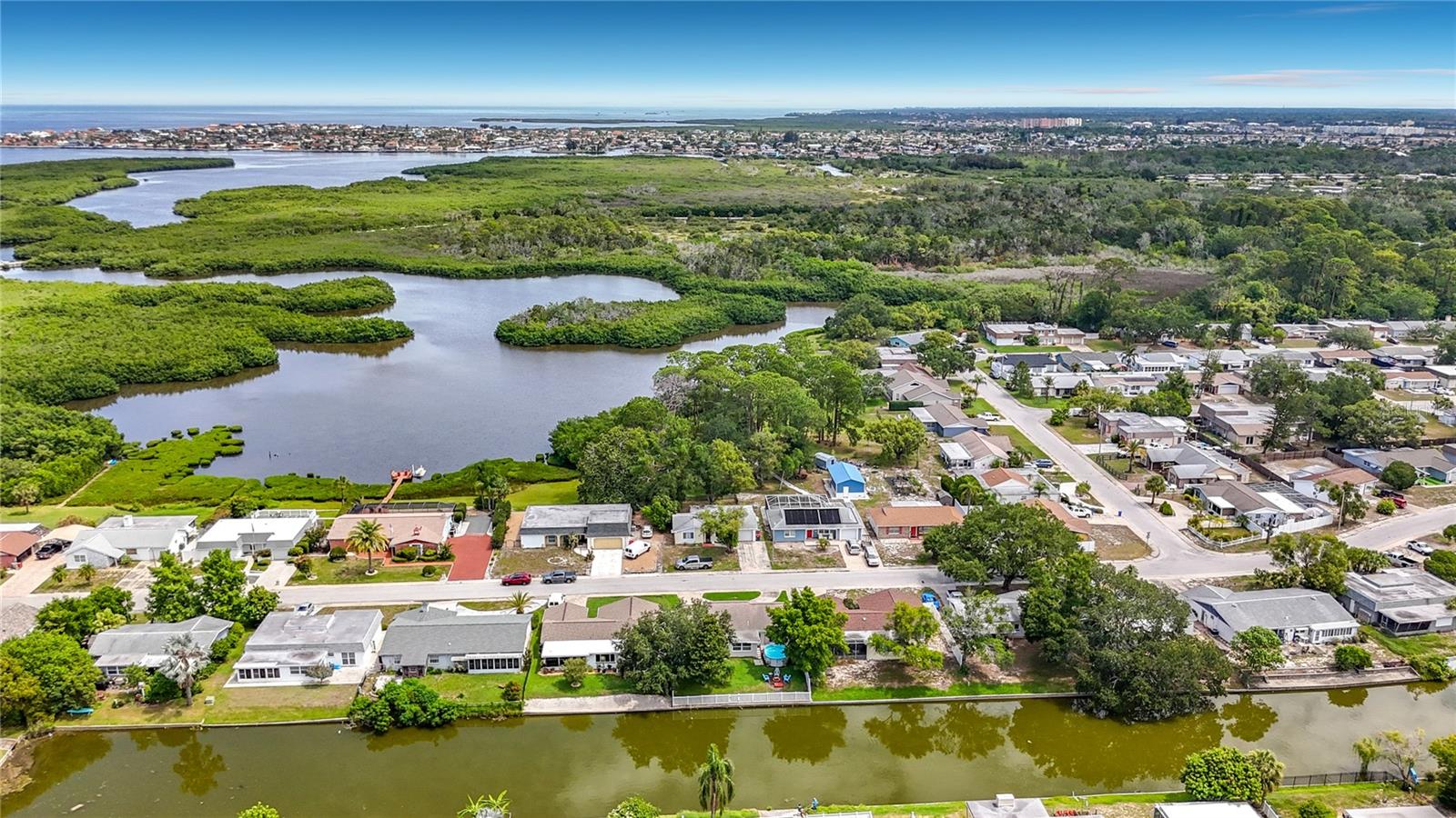 BEACON SQUARE - Residential