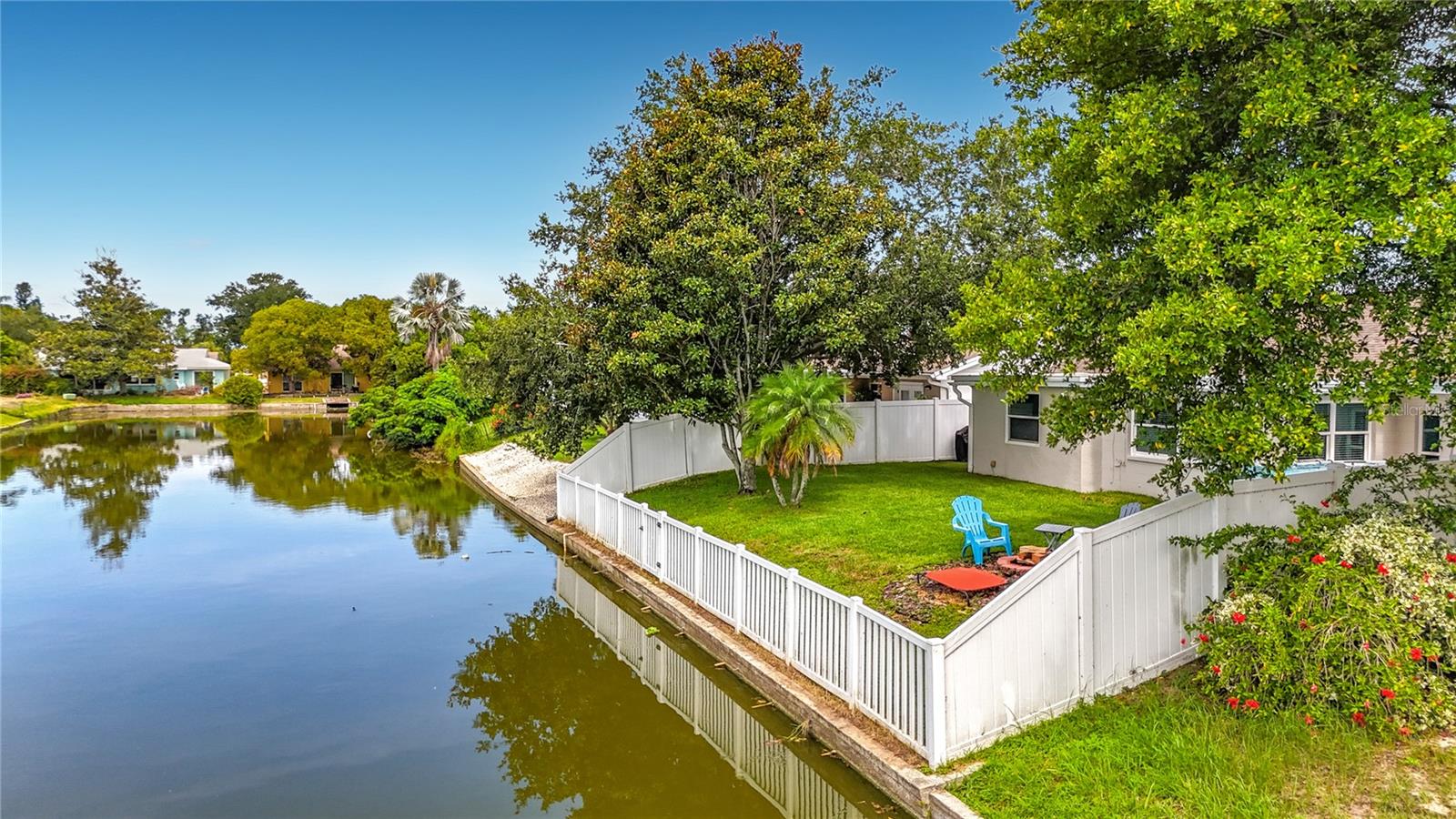 BEACON SQUARE - Residential