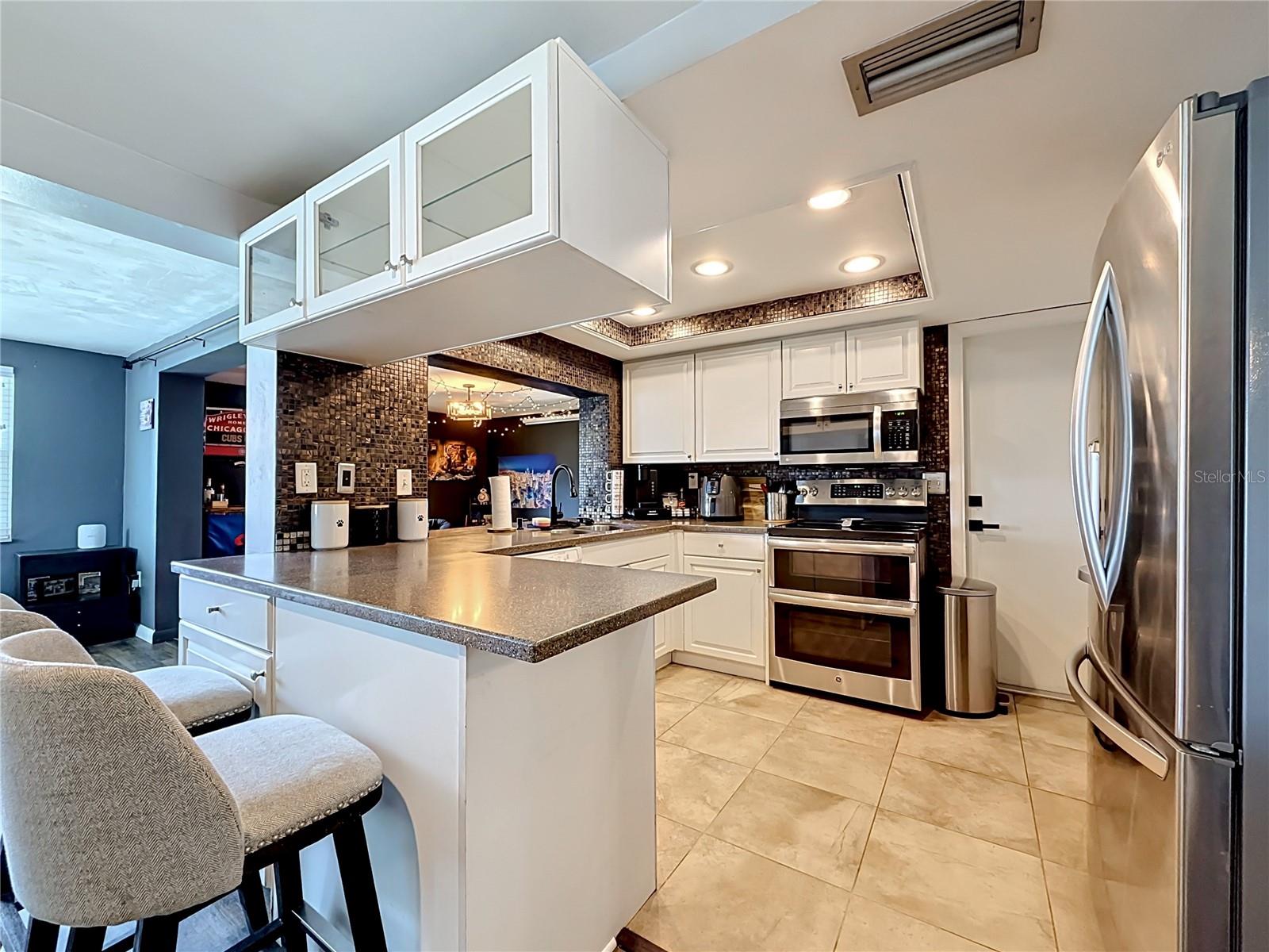 BEACON SQUARE - Residential