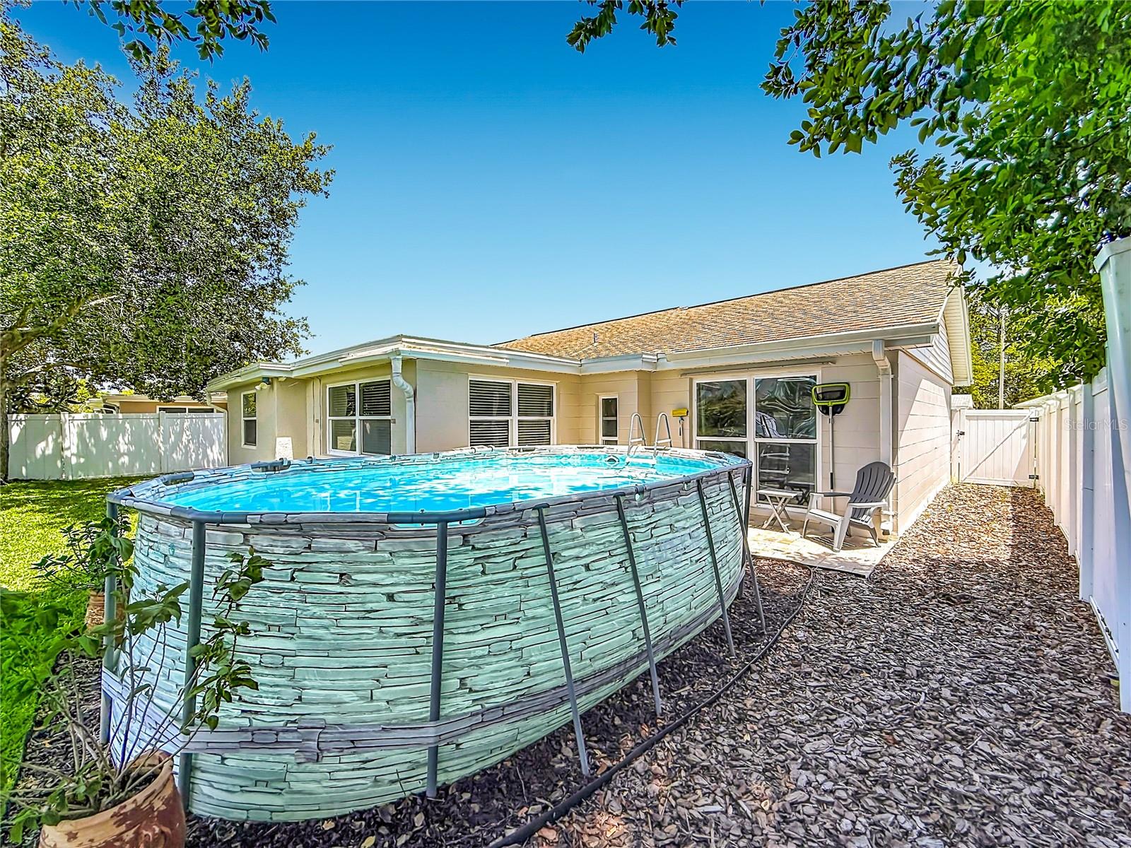 BEACON SQUARE - Residential