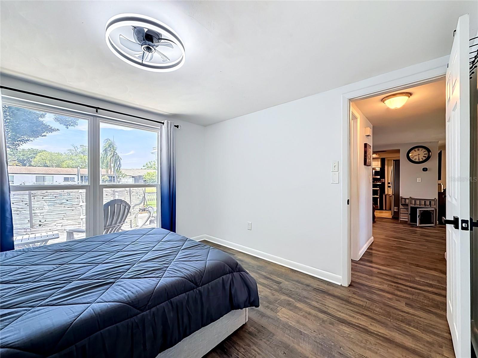 BEACON SQUARE - Residential