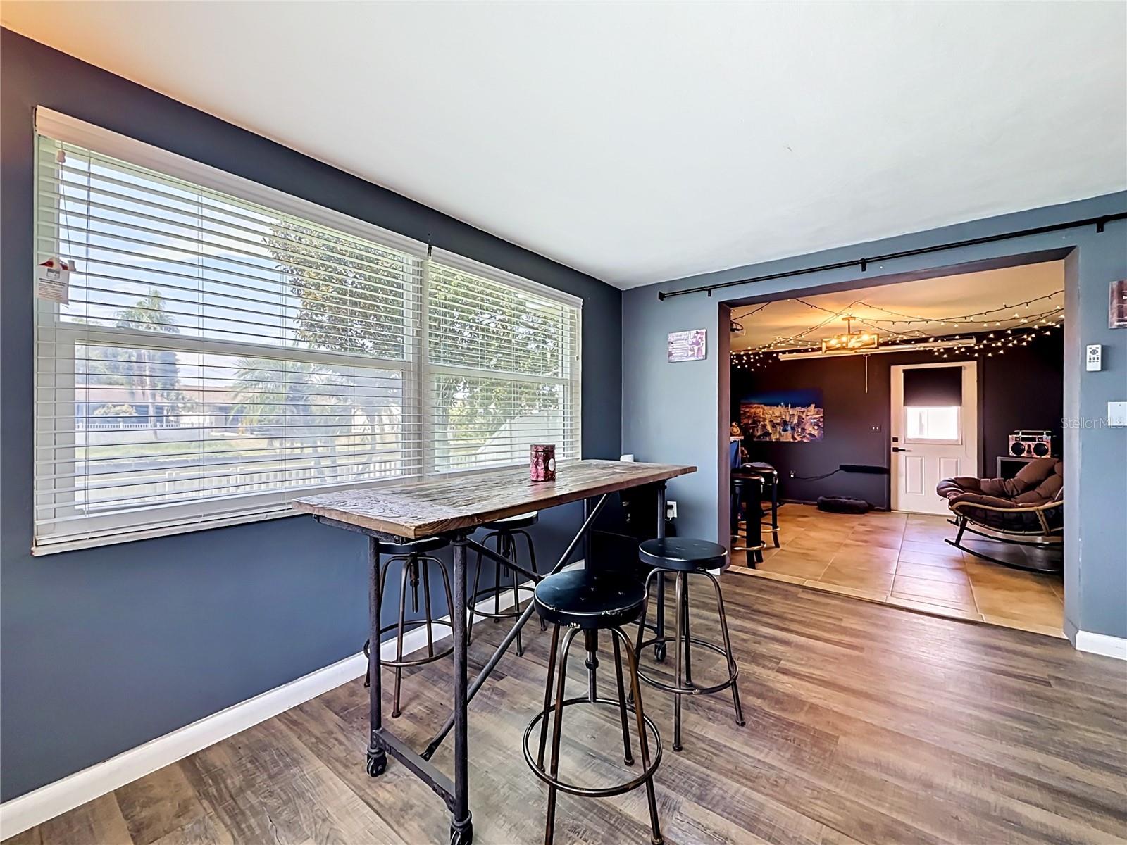 BEACON SQUARE - Residential