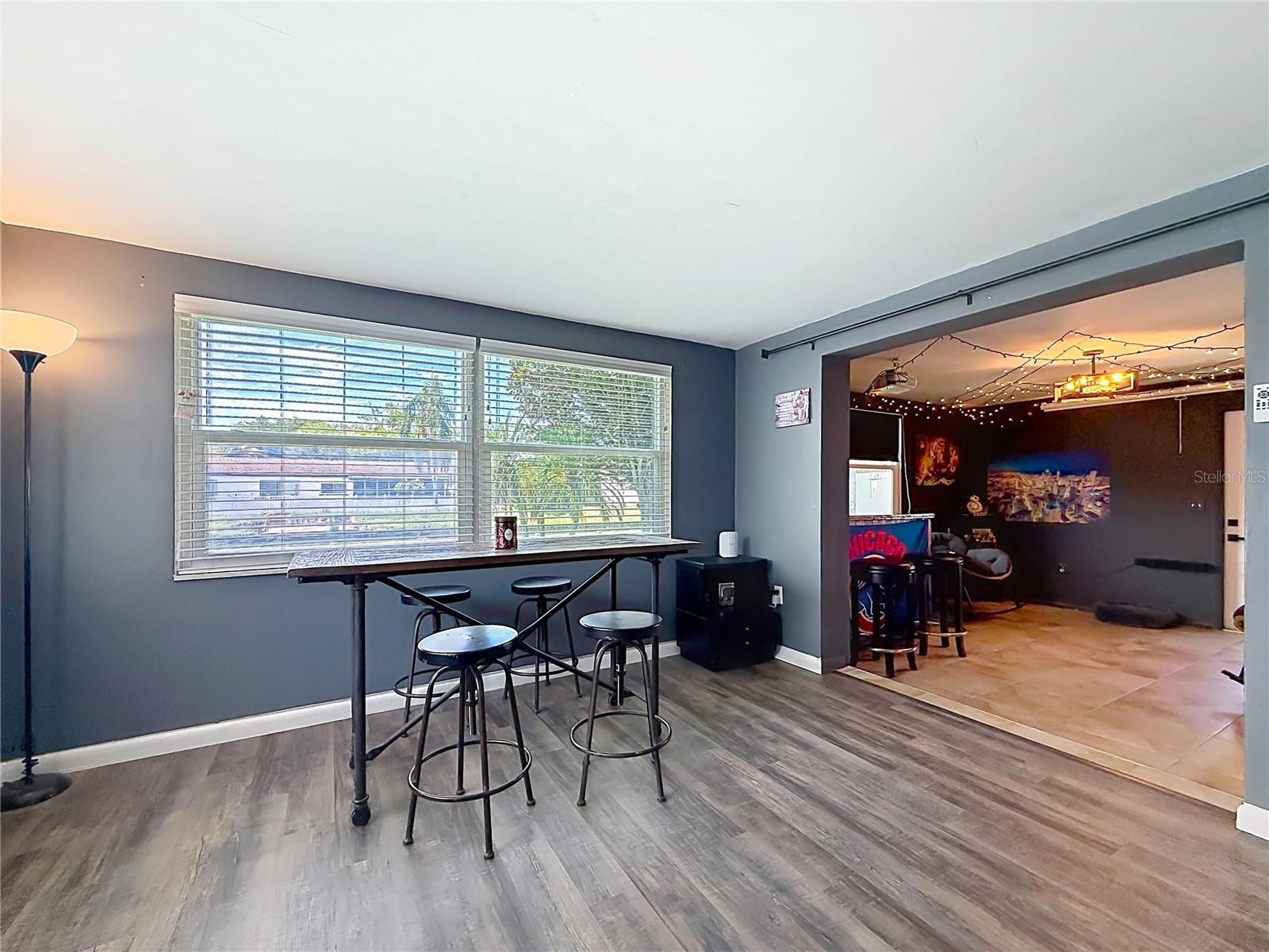 BEACON SQUARE - Residential