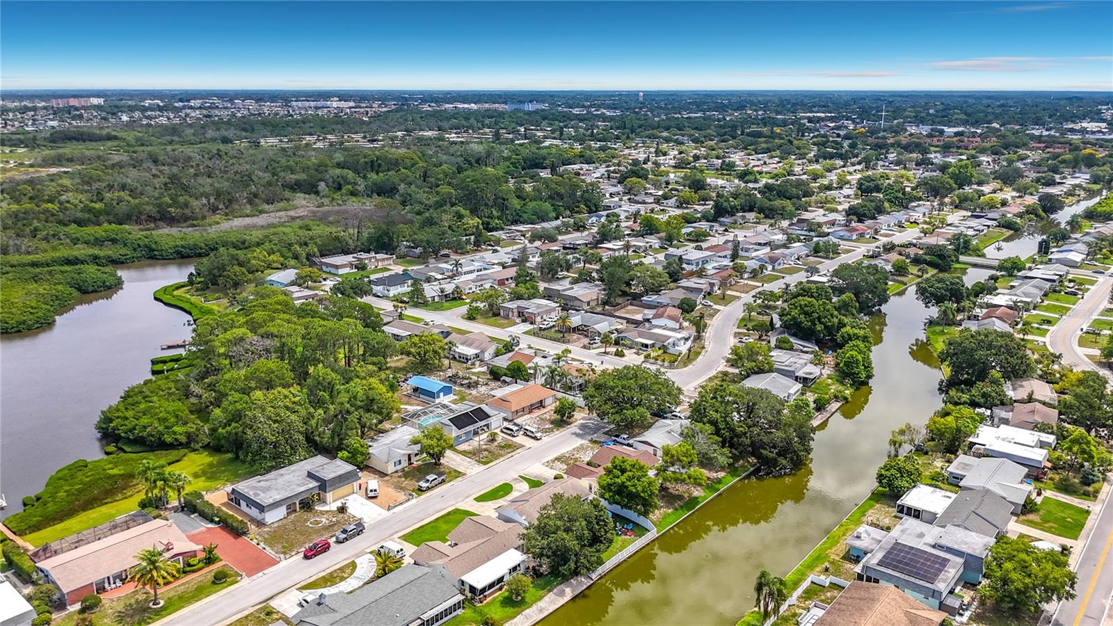 BEACON SQUARE - Residential