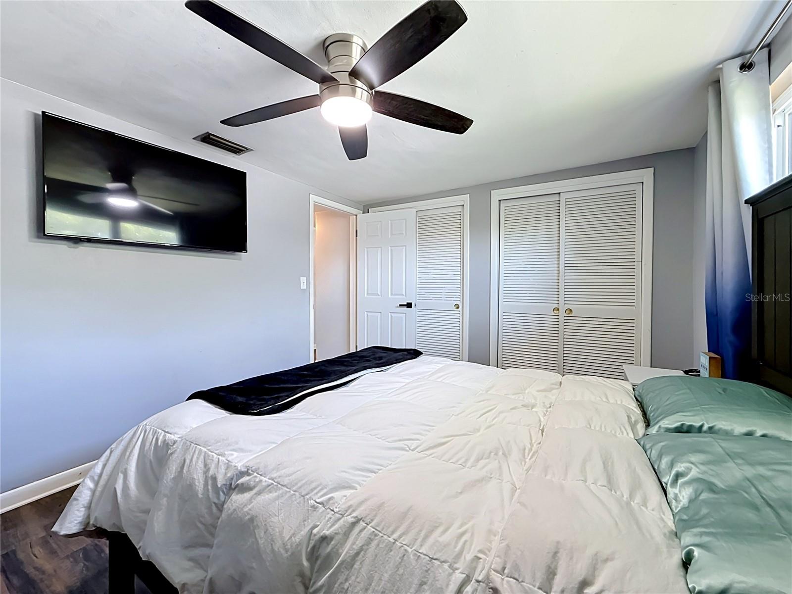 BEACON SQUARE - Residential