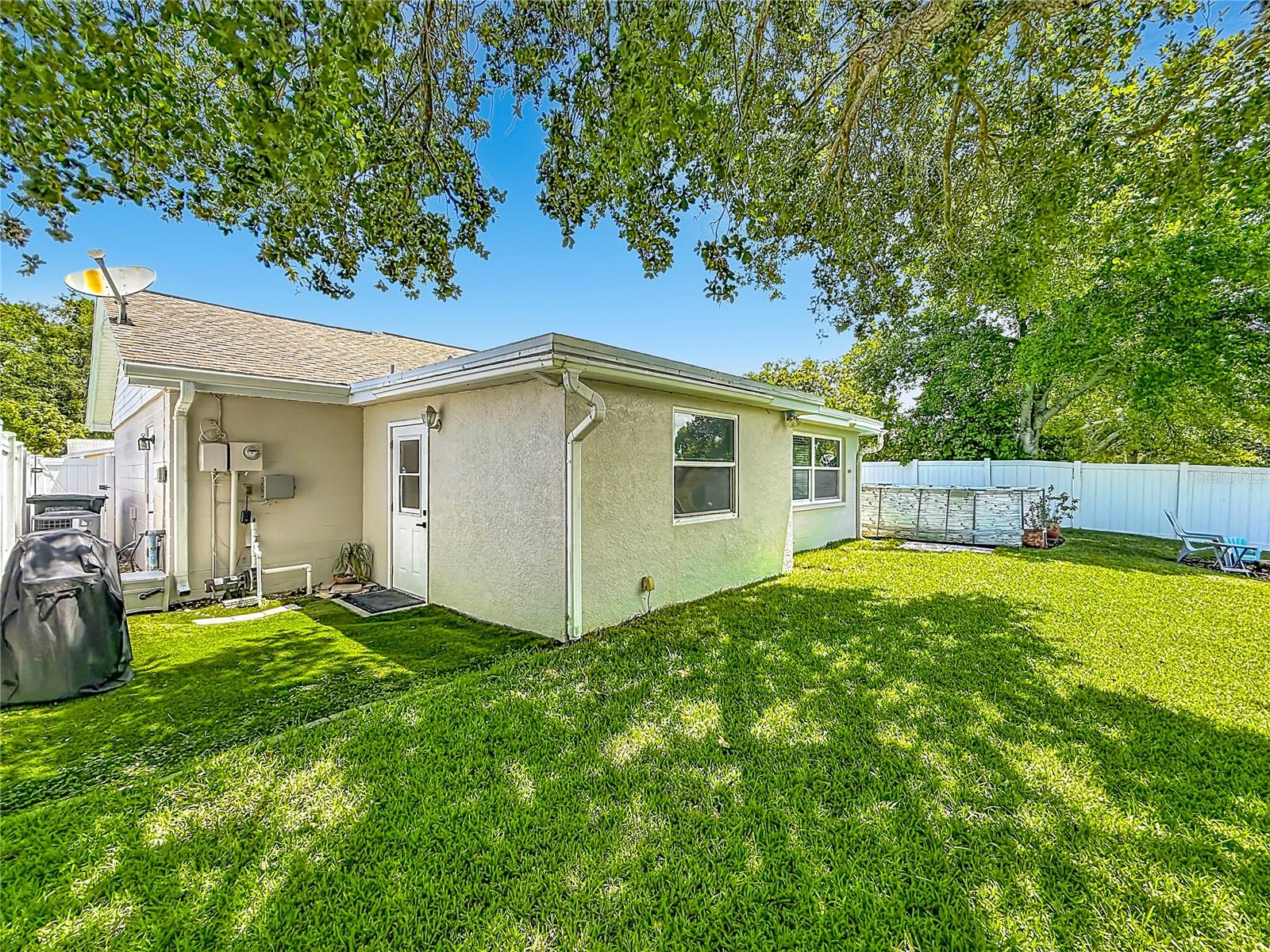 BEACON SQUARE - Residential