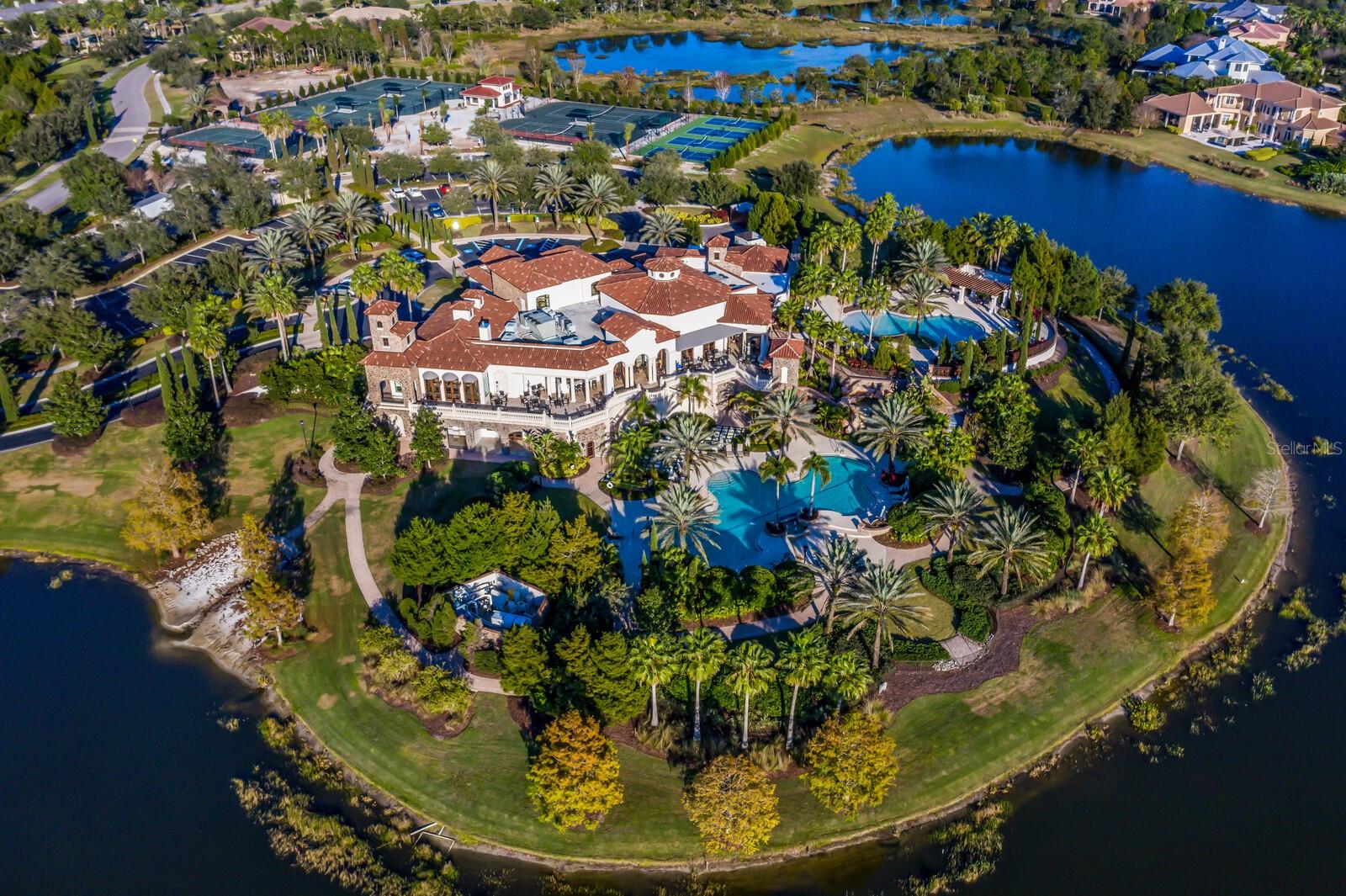 LAKE CLUB - Residential