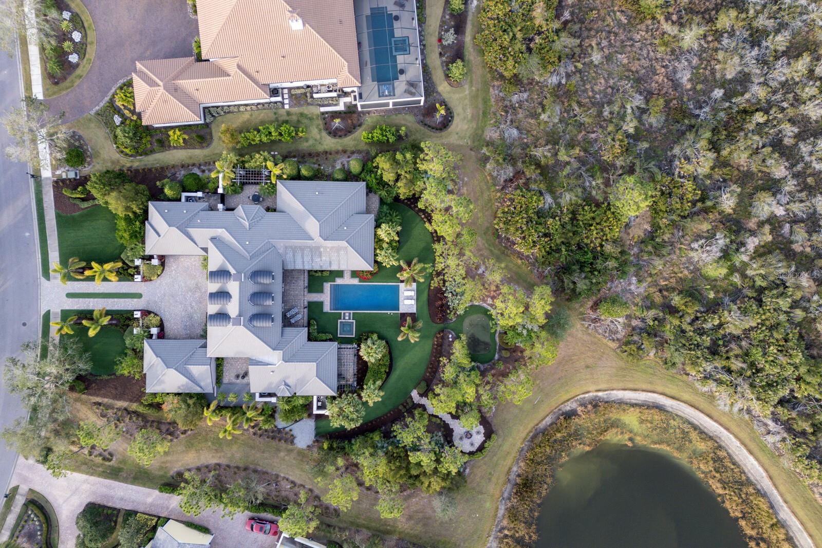 LAKE CLUB - Residential