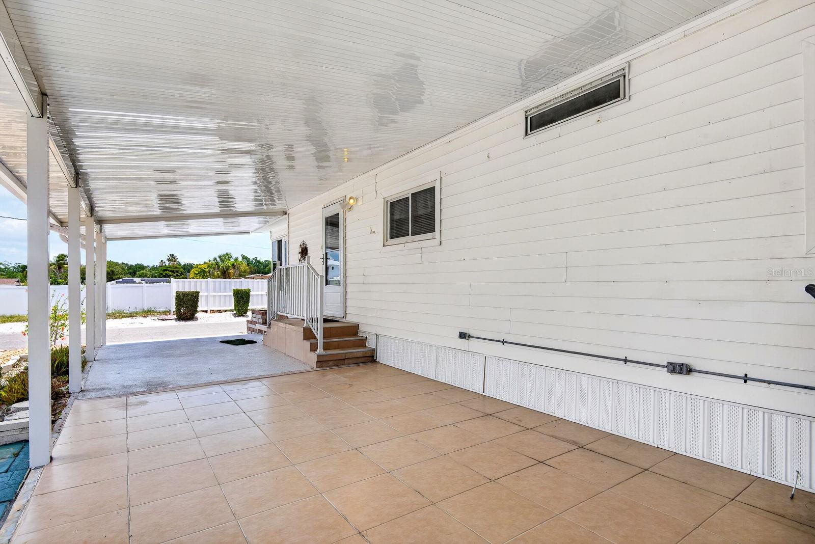PALMA SOLA SHORES - Residential